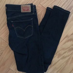 Women’s Levi 711 Skinny Jeans